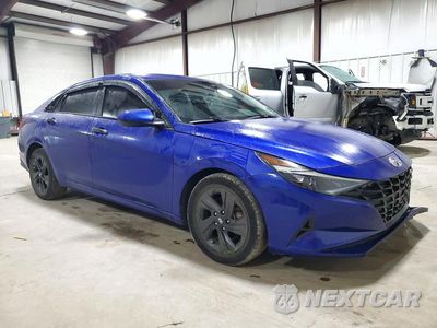 Czwarte zdjęcie samochodu z boku: 2021 HYUNDAI ELANTRA SEL VIN:KMHLM4AG2MU105671 - miniatura