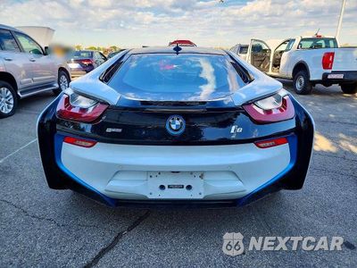 Zdjęcie 6 z 12 samochodu: 2016 BMW I8 VIN:WBY2Z2C53GV675774 - miniatura