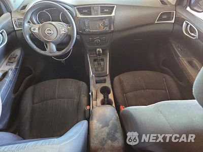 Zdjęcie 8 z 12 samochodu: 2018 NISSAN SENTRA SV VIN:3N1AB7AP8JY237395 - miniatura