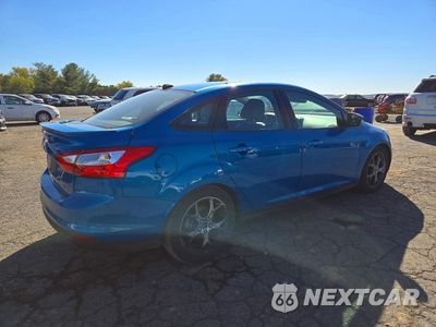 Trzecie zdjęcie samochodu z tyłu: 2014 FORD FOCUS SE VIN:1FADP3F22EL309004 - miniatura