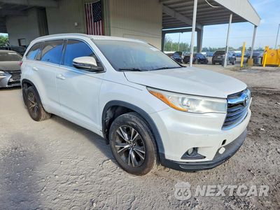 Czwarte zdjęcie samochodu z boku: 2016 TOYOTA HIGHLANDER XLE VIN:5TDJKRFH3GS326348 - miniatura
