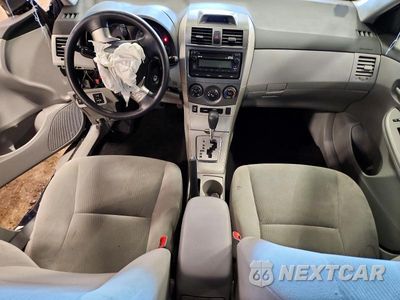 Zdjęcie 8 z 12 samochodu: 2012 TOYOTA COROLLA LE VIN:2T1BU4EEXCC847272 - miniatura