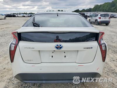 Zdjęcie 6 z 13 samochodu: 2017 TOYOTA PRIUS FOUR VIN:JTDKARFUXH3042786 - miniatura