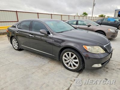 Czwarte zdjęcie samochodu z boku: 2008 LEXUS LS 460 VIN:JTHBL46F485069029 - miniatura