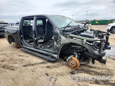 Czwarte zdjęcie samochodu z boku: 2023 RAM 1500 LARAMIE VIN:1C6SRFJT4PN590525 - miniatura