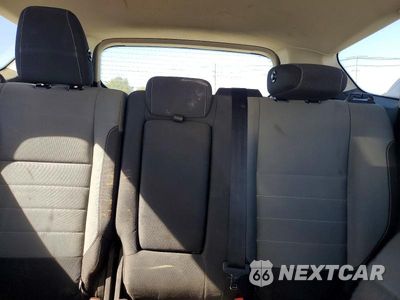Zdjęcie 10 z 14 samochodu: 2016 FORD ESCAPE SE VIN:1FMCU9GX7GUA65757 - miniatura