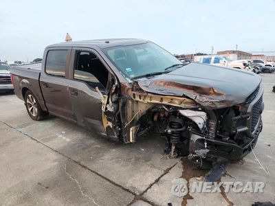 Czwarte zdjęcie samochodu z boku: 2019 FORD F150 STX VIN:1FTEW1EP7KKC96416 - miniatura