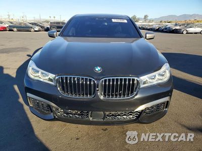 Piąte zdjęcie samochodu w środku: 2019 BMW M760 XI VIN:WBA7H6C59KG615235 - miniatura