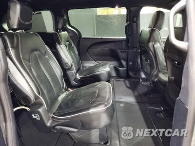 Zdjęcie 11 z 13 samochodu: 2025 CHRYSLER PACIFICA LIMITED VIN:2C4RC1GGXSR524417 - miniatura