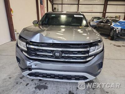 Piąte zdjęcie samochodu w środku: 2020 VOLKSWAGEN ATLAS CROSS SPORT SE VIN:1V21E2CA2LC218545 - miniatura