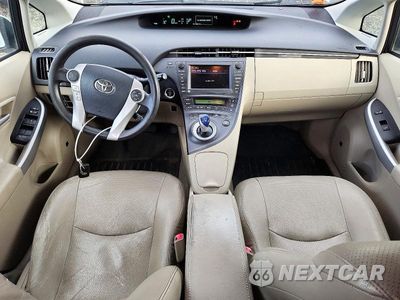 Zdjęcie 8 z 13 samochodu: 2010 TOYOTA PRIUS III VIN:JTDKN3DU4A0244065 - miniatura