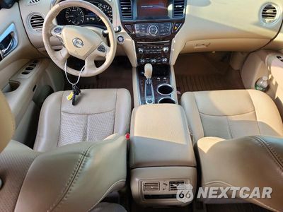 Zdjęcie 8 z 13 samochodu: 2015 NISSAN PATHFINDER PLATINUM VIN:5N1AR2MM3FC604549 - miniatura