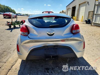 Zdjęcie 6 z 12 samochodu: 2016 HYUNDAI VELOSTER BASE VIN:KMHTC6AD1GU288294 - miniatura
