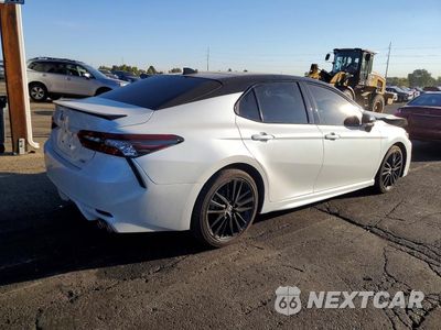 Trzecie zdjęcie samochodu z tyłu: 2023 TOYOTA CAMRY XSE V6 VIN:4T1KZ1AK1PU080072 - miniatura