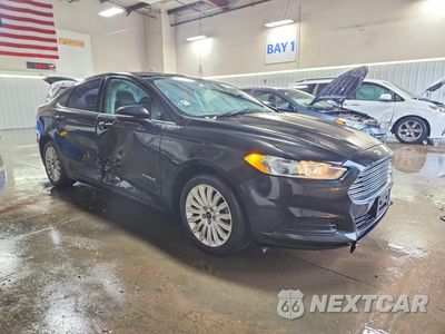 Czwarte zdjęcie samochodu z boku: 2013 FORD FUSION SE HYBRID VIN:3FA6P0LU0DR349370 - miniatura