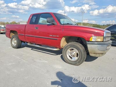 Czwarte zdjęcie samochodu z boku: 1998 DODGE RAM 1500 VIN:1B7HF13Y3WJ215609 - miniatura