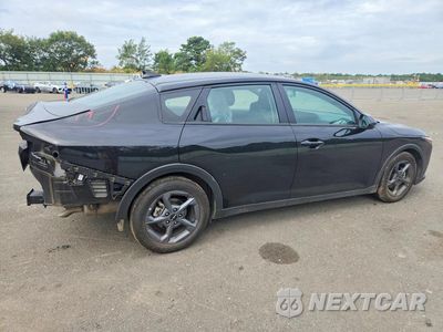 Trzecie zdjęcie samochodu z tyłu: 2026 KIA K4 LXS VIN:3KPFT4DE6TE276886 - miniatura