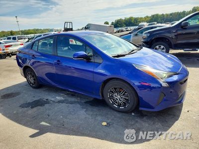 Czwarte zdjęcie samochodu z boku: 2017 TOYOTA PRIUS FOUR VIN:JTDKARFU6H3053896 - miniatura