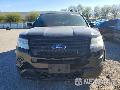 Piąte zdjęcie samochodu w środku: 2018 FORD EXPLORER POLICE INTERCEPTOR VIN:1FM5K8AR9JGB12523 - miniatura