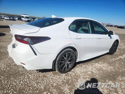 Trzecie zdjęcie samochodu z tyłu: 2021 TOYOTA CAMRY SE VIN:4T1G11AK4MU537322 - miniatura