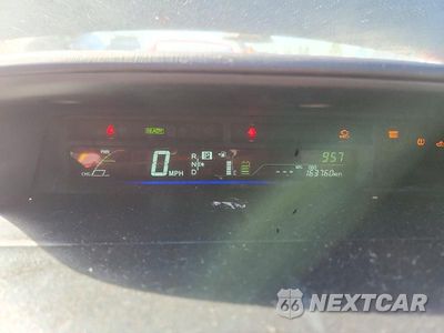 Zdjęcie 9 z 12 samochodu: 2014 TOYOTA PRIUS V THREE VIN:JTDZN3EU8EJ009276 - miniatura
