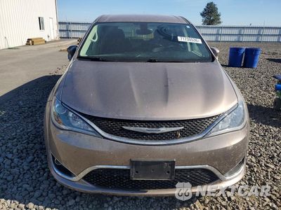 Piąte zdjęcie samochodu w środku: 2018 CHRYSLER PACIFICA TOURING PLUS VIN:2C4RC1FG6JR113158 - miniatura