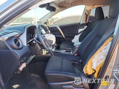 Zdjęcie 7 z 13 samochodu: 2018 TOYOTA RAV4 LE VIN:JTMZFREV7JJ175517 - miniatura