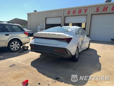 Czwarte zdjęcie samochodu z boku: 2026 HYUNDAI ELANTRA SEL SPORT VIN:KMHLM4DG5TU195893 - miniatura