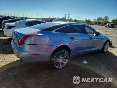 Trzecie zdjęcie samochodu z tyłu: 2011 JAGUAR XJL VIN:SAJWA2GB8BLV07810 - miniatura