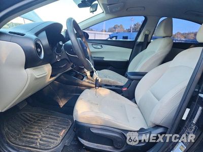 Zdjęcie 7 z 13 samochodu: 2023 KIA FORTE LXS VIN:3KPF24AD8PE647048 - miniatura