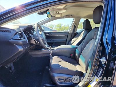 Zdjęcie 7 z 13 samochodu: 2020 TOYOTA CAMRY LE VIN:4T1C11AK4LU992314 - miniatura