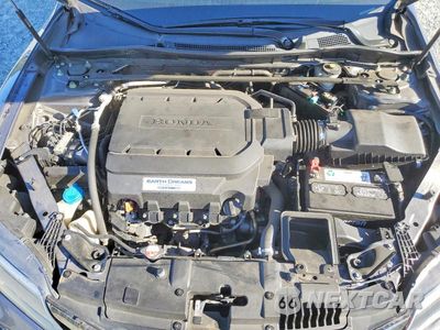 Zdjęcie 11 z 12 samochodu: 2016 HONDA ACCORD TOURING VIN:1HGCT2B04GA004409 - miniatura