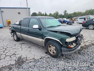 Czwarte zdjęcie samochodu z boku: 2001 CHEVROLET SILVERADO C1500 VIN:2GCEC19T911268163 - miniatura