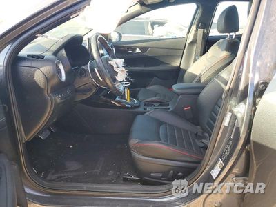 Zdjęcie 7 z 12 samochodu: 2024 KIA FORTE GT VIN:3KPF44AC8RE756338 - miniatura
