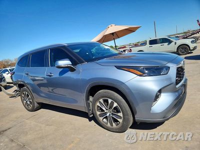 Czwarte zdjęcie samochodu z boku: 2024 TOYOTA HIGHLANDER XLE VIN:5TDKDRAH8RS050774 - miniatura