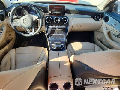 Zdjęcie 8 z 12 samochodu: 2016 MERCEDES-BENZ C 300 VIN:55SWF4JB1GU129567 - miniatura