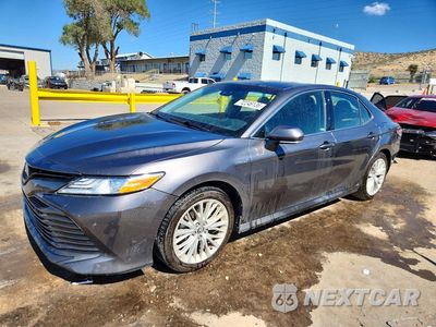 2018 TOYOTA CAMRY HYBRID XLE 4T1B21HK6JU505271 - główne zdjęcie licytacji z USA - miniatura