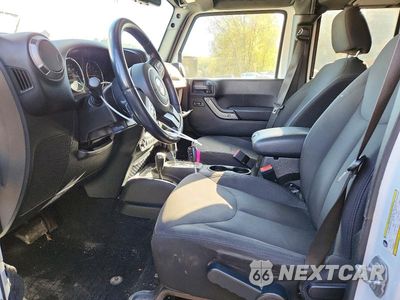 Zdjęcie 7 z 12 samochodu: 2017 JEEP WRANGLER UNLIMITED SPORT VIN:1C4HJWDGXHL574920 - miniatura