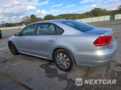 Drugie zdjęcie samochodu z przodu: 2013 VOLKSWAGEN PASSAT S VIN:1VWAP7A3XDC056689 - miniatura
