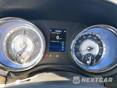 Zdjęcie 9 z 12 samochodu: 2013 CHRYSLER 300C VIN:2C3CCAKT6DH691140 - miniatura
