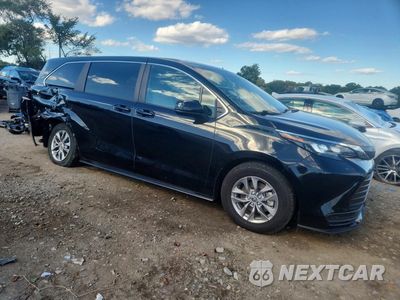 Czwarte zdjęcie samochodu z boku: 2025 TOYOTA SIENNA LE VIN:5TDKRKEC8SS232262 - miniatura