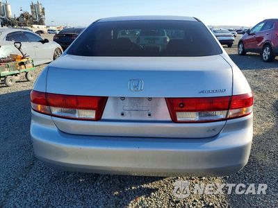 Zdjęcie 6 z 12 samochodu: 2003 HONDA ACCORD LX VIN:1HGCM56363A075849 - miniatura