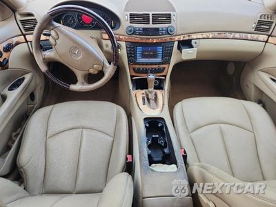 Zdjęcie 8 z 12 samochodu: 2008 MERCEDES-BENZ E 320 CDI VIN:WDBUF22X28B327570 - miniatura