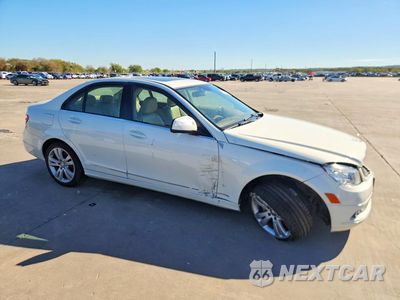 Czwarte zdjęcie samochodu z boku: 2008 MERCEDES-BENZ C 300 VIN:WDDGF54X08F034858 - miniatura