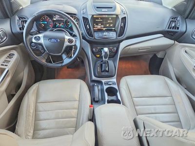 Zdjęcie 8 z 13 samochodu: 2015 FORD ESCAPE SE VIN:1FMCU9GXXFUA35361 - miniatura