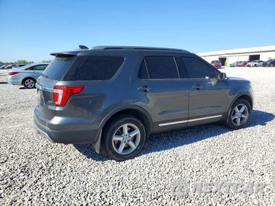 Trzecie zdjęcie samochodu z tyłu: 2016 FORD EXPLORER XLT VIN:1FM5K8D84GGC28451 - miniatura