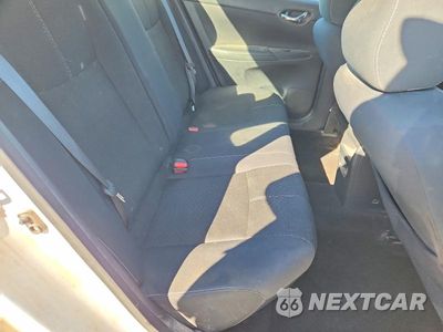 Zdjęcie 10 z 12 samochodu: 2018 NISSAN SENTRA S VIN:3N1AB7AP2JY218017 - miniatura