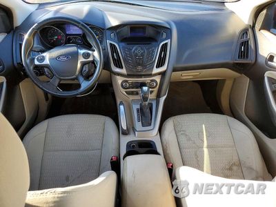 Zdjęcie 8 z 12 samochodu: 2012 FORD FOCUS SEL VIN:1FAHP3M2XCL473246 - miniatura