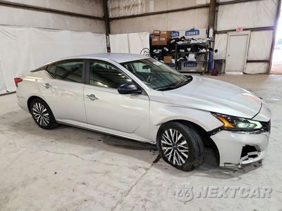 Czwarte zdjęcie samochodu z boku: 2025 NISSAN ALTIMA SV VIN:1N4BL4DV2SN402952 - miniatura