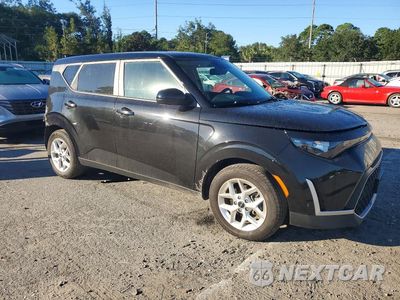 Czwarte zdjęcie samochodu z boku: 2025 KIA SOUL LX VIN:KNDJ23AU3S7932799 - miniatura